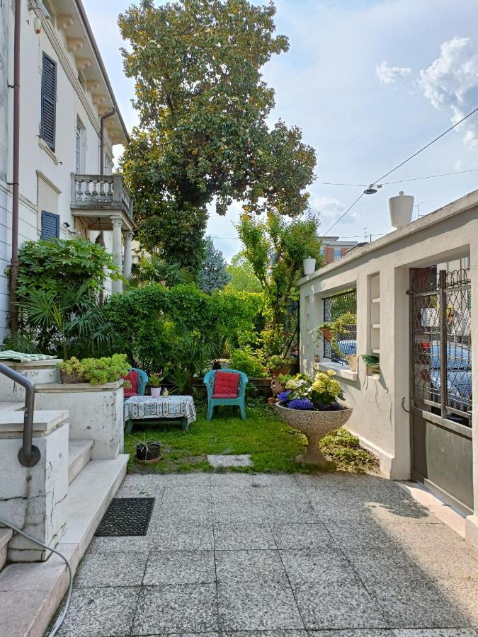 Chez Martha Verona Exterior photo